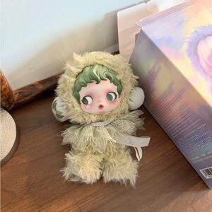 SKULLPANDA WITH BOX ORIGINAL POPMART (Pond)